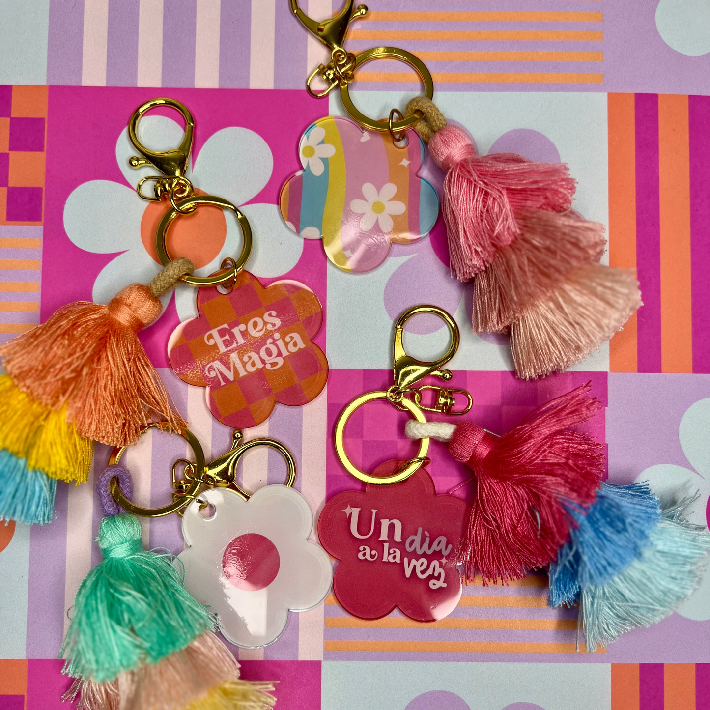 Daisy Flower Keychain