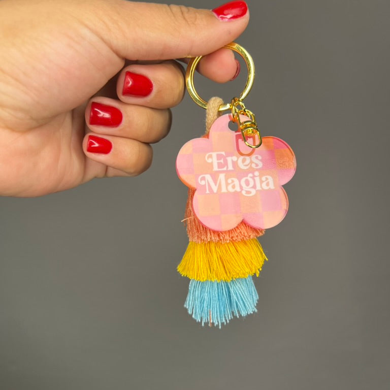 Eres Magia Keychain