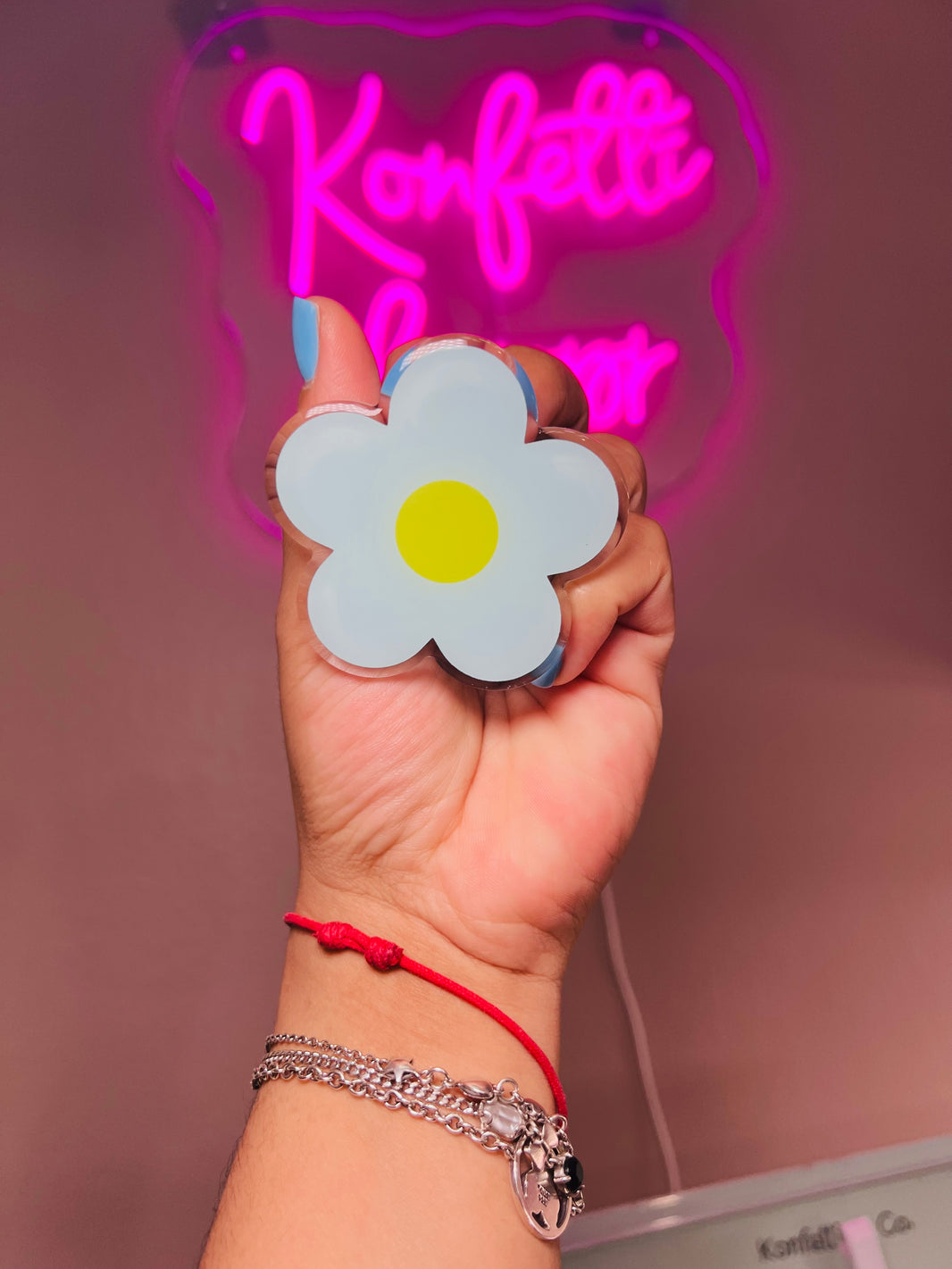 Blue Daisy Phone Grip Acrylic